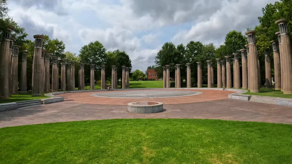 Perfect Weekend in Nashville: Itinerary, Travel Tips & Must-See Spots 13 saveroworld.com