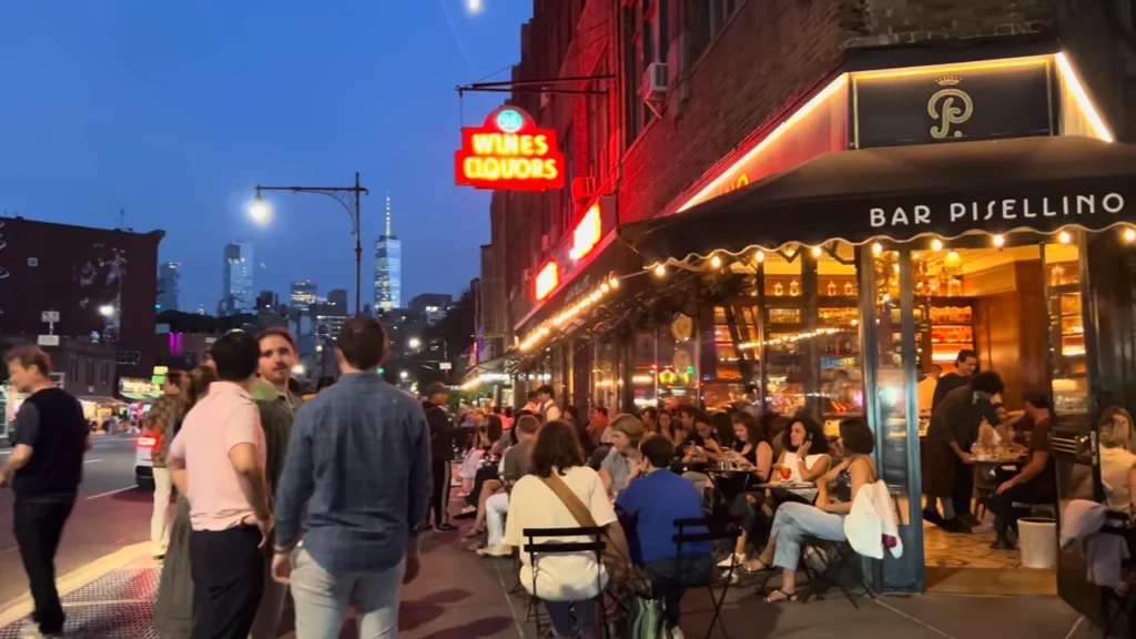 3 Days in New York City Itinerary: The Ultimate Guide to Exploring NYC Like a Local 17 saveroworld.com