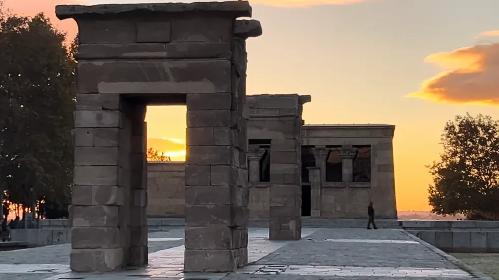 Sunset at Templo de Debod